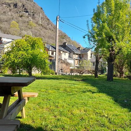 Ferienwohnung T3 Neuf 65M2 5 Personnes Avec Jardin Au Calme, Menage Inclus, Local Velo Bagnères-de-Luchon Exterior foto